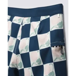 Vans The Daily Check 17'' Boardshorts -Swim Pretty Shop https3A2F2Fimages.vans .com2Fis2Fimage2FVans2FVN0007XS LKZ ALT53Fwid3D104026hei3D104026fmt3Djpeg26qlt3D9026resMode3Dsharp226op usm3D0.92C1.72C82C0 640x