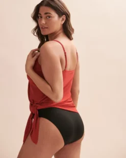 SOLIDS Knotted Tankini Top -Swim Pretty Shop https3A2F2Fwww.bikinivillage.com2Fglobalassets2Fbv2Fimages ecomm2F23s22Fmagicsuit 6006040 mgc crs 2.jpg 640x