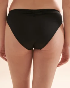 Crochet Shirred Waistband Bikini Bottom 6 Crochet Shirred Waistband Bikini Bottom -Swim Pretty Shop https3A2F2Fwww.bikinivillage.com2Fglobalassets2Fbv2Fimages ecomm2F23s32Fsantemare 01300197 00001 3.jpg 640x