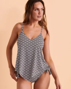 Geo Pointed Hem Tankini Top -Swim Pretty Shop https3A2F2Fwww.bikinivillage.com2Fglobalassets2Fbv2Fimages ecomm2F23s32Ftc 01100183 p10240 1.jpg 640x