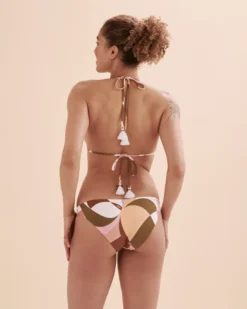 Maaji Cube Estelle Reversible Triangle Bikini Top -Swim Pretty Shop https3A2F2Fwww.bikinivillage.com2Fglobalassets2Fbv2Fimages ecomm2F23s52Fmaaji 2769str603 b1512 6.jpg 640x