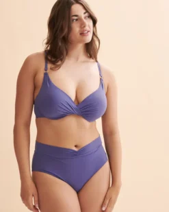 Solid D Cup Plunge Bikini Top 9 Solid D Cup Plunge Bikini Top -Swim Pretty Shop https3A2F2Fwww.bikinivillage.com2Fglobalassets2Fbv2Fimages ecomm2F23s52Fturquoise 01200051 50055 1.jpg 640x