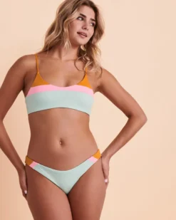 Maaji SEA GLASS Reversible Bikini Bottom -Swim Pretty Shop https3A2F2Fwww.bikinivillage.com2Fglobalassets2Fbv2Fimages ecomm2F28 juin2Fmaaji 3148sbc005 b1011 7.jpg 640x