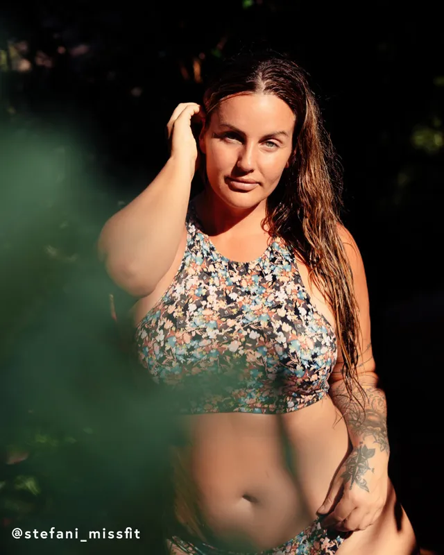 Roxy ACTIVE High Neck Bikini Top 1 Roxy ACTIVE High Neck Bikini Top