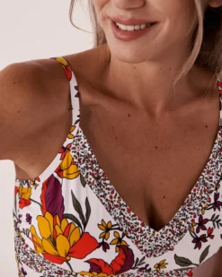 SUNSET V-neck Tankini Top 5 SUNSET V-neck Tankini Top -Swim Pretty Shop https3A2F2Fwww.lavieenrose.com2Fglobalassets2Flver2Fpictures 22f32Fswim2F70100351 p10174 3.jpg 640x