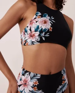 Floral Print High Neck Bikini Top 7 Floral Print High Neck Bikini Top -Swim Pretty Shop https3A2F2Fwww.lavieenrose.com2Fglobalassets2Flver2Fpictures 23s12Fswim2F70100377 p00205 3.jpg 640x
