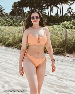 PEACH COBBLER Brazilian Bikini Bottom 7 PEACH COBBLER Brazilian Bikini Bottom -Swim Pretty Shop https3A2F2Fwww.lavieenrose.com2Fglobalassets2Flver2Fpictures 23s32Fshoot rs2Fanaamercedees.jpg 640x