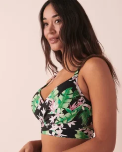 DARK GLOWING D Cup Draped Bikini Top -Swim Pretty Shop https3A2F2Fwww.lavieenrose.com2Fglobalassets2Flver2Fpictures 23s32Fswimwear2F70200080 p00239 4.jpg 640x