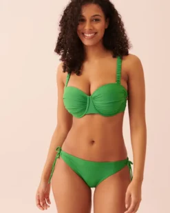 SOLID Brazilian Bikini Bottom 25 SOLID Brazilian Bikini Bottom -Swim Pretty Shop https3A2F2Fwww.lavieenrose.com2Fglobalassets2Flver2Fpictures 23s32Fswimwear2F70300422 30089 3.jpg 640x